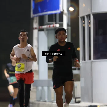 Runner Photo 7079284