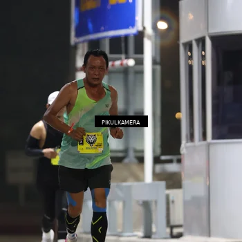 Runner Photo 7079320