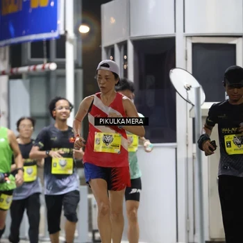 Runner Photo 7079360