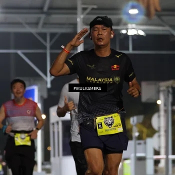 Runner Photo 7079385