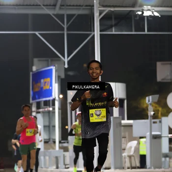 Runner Photo 7079398