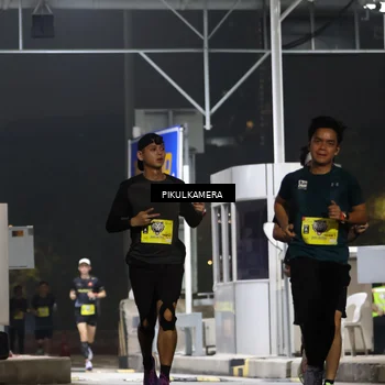 Runner Photo 7079414