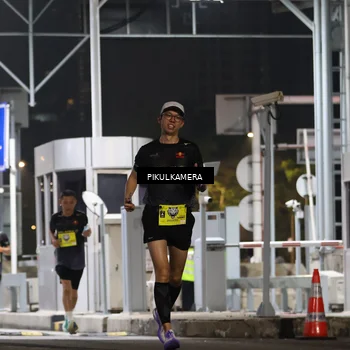 Runner Photo 7079423