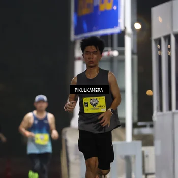 Runner Photo 7079445