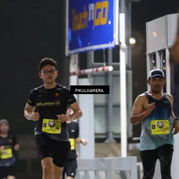 Runner Photo 7079453