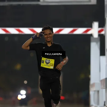 Runner Photo 7079455