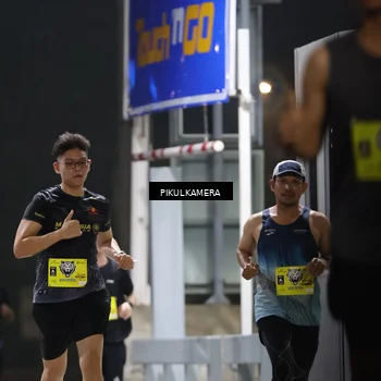 Runner Photo 7079463