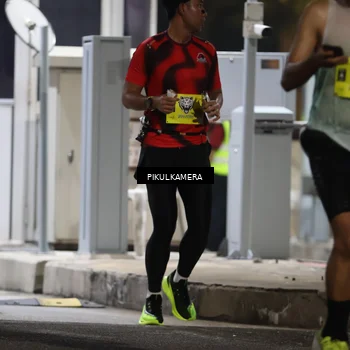 Runner Photo 7079467