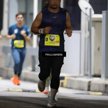 Runner Photo 7079471