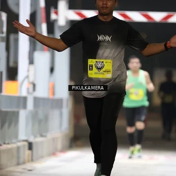Runner Photo 7079484