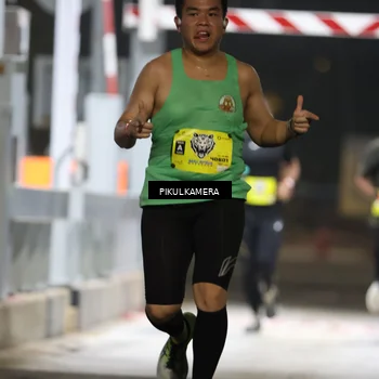 Runner Photo 7079500
