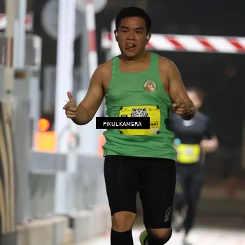 Runner Photo 7079502