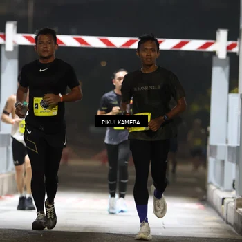 Runner Photo 7079506