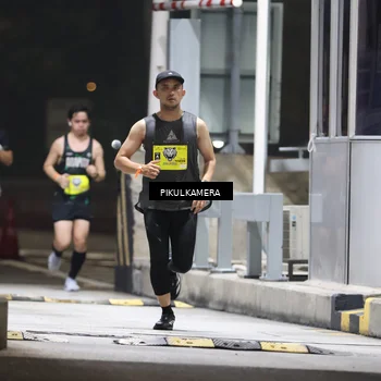 Runner Photo 7079509