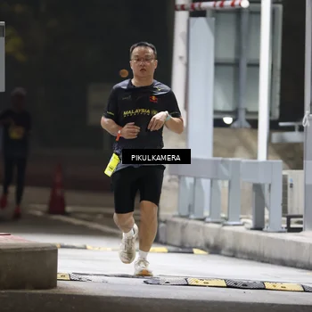 Runner Photo 7079517