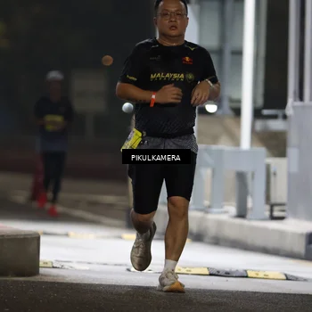 Runner Photo 7079518