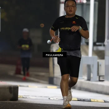 Runner Photo 7079519