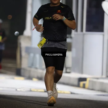 Runner Photo 7079524
