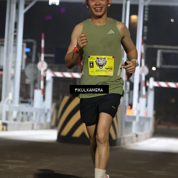 Runner Photo 7079538