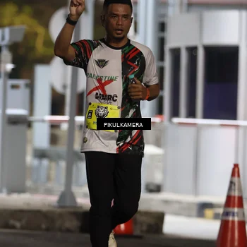 Runner Photo 7079546