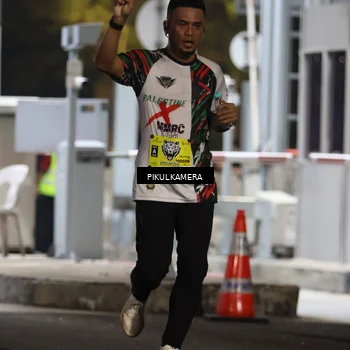 Runner Photo 7079549