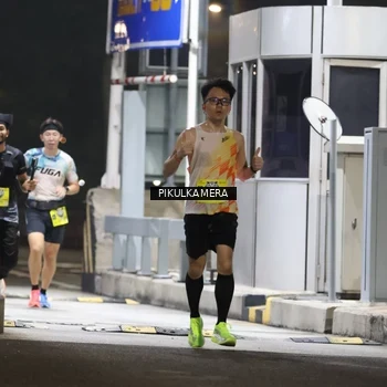 Runner Photo 7079558