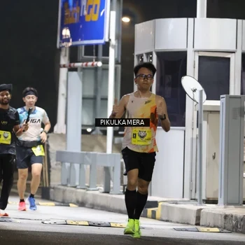 Runner Photo 7079561