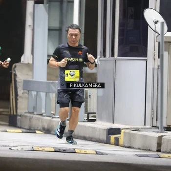 Runner Photo 7079568