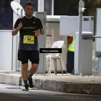 Runner Photo 7079577