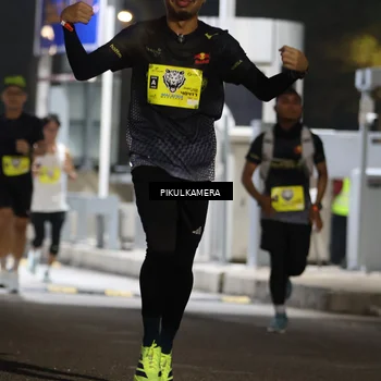 Runner Photo 7079589