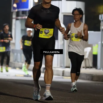 Runner Photo 7079603