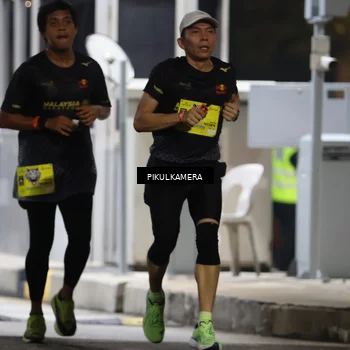 Runner Photo 7079605