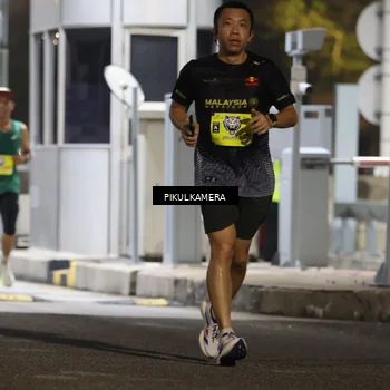 Runner Photo 7079666