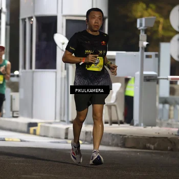 Runner Photo 7079667