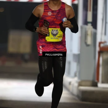 Runner Photo 7079674