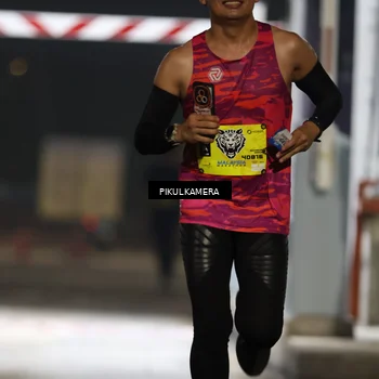 Runner Photo 7079677