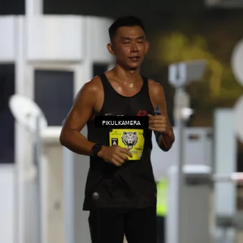 Runner Photo 7079678
