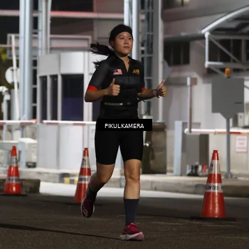 Runner Photo 7079685
