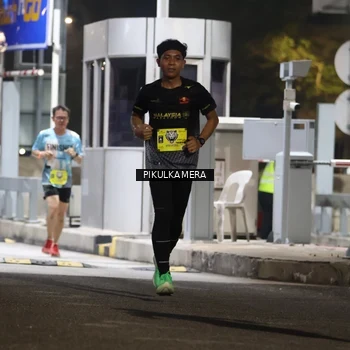 Runner Photo 7079701