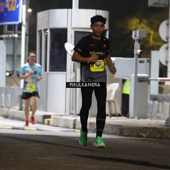 Runner Photo 7079704