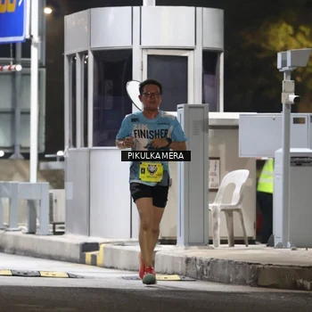 Runner Photo 7079708