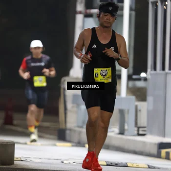 Runner Photo 7079725