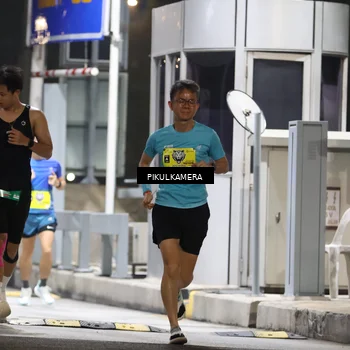 Runner Photo 7079726
