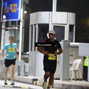 Runner Photo 7079731