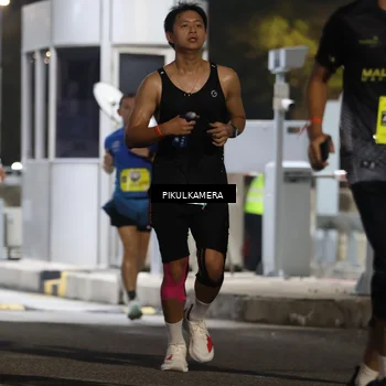 Runner Photo 7079733