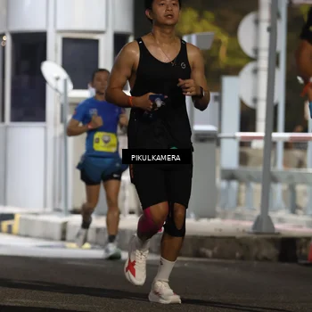 Runner Photo 7079735