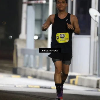 Runner Photo 7079747