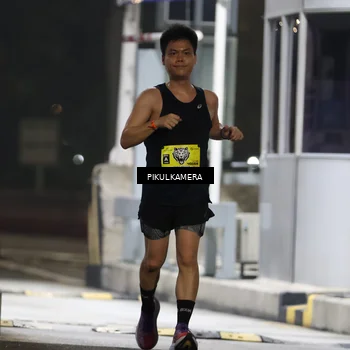 Runner Photo 7079748