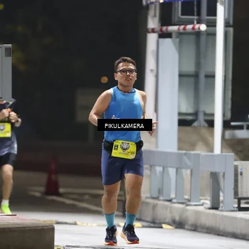 Runner Photo 7079754