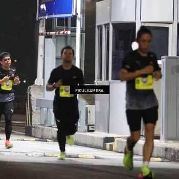 Runner Photo 7079770